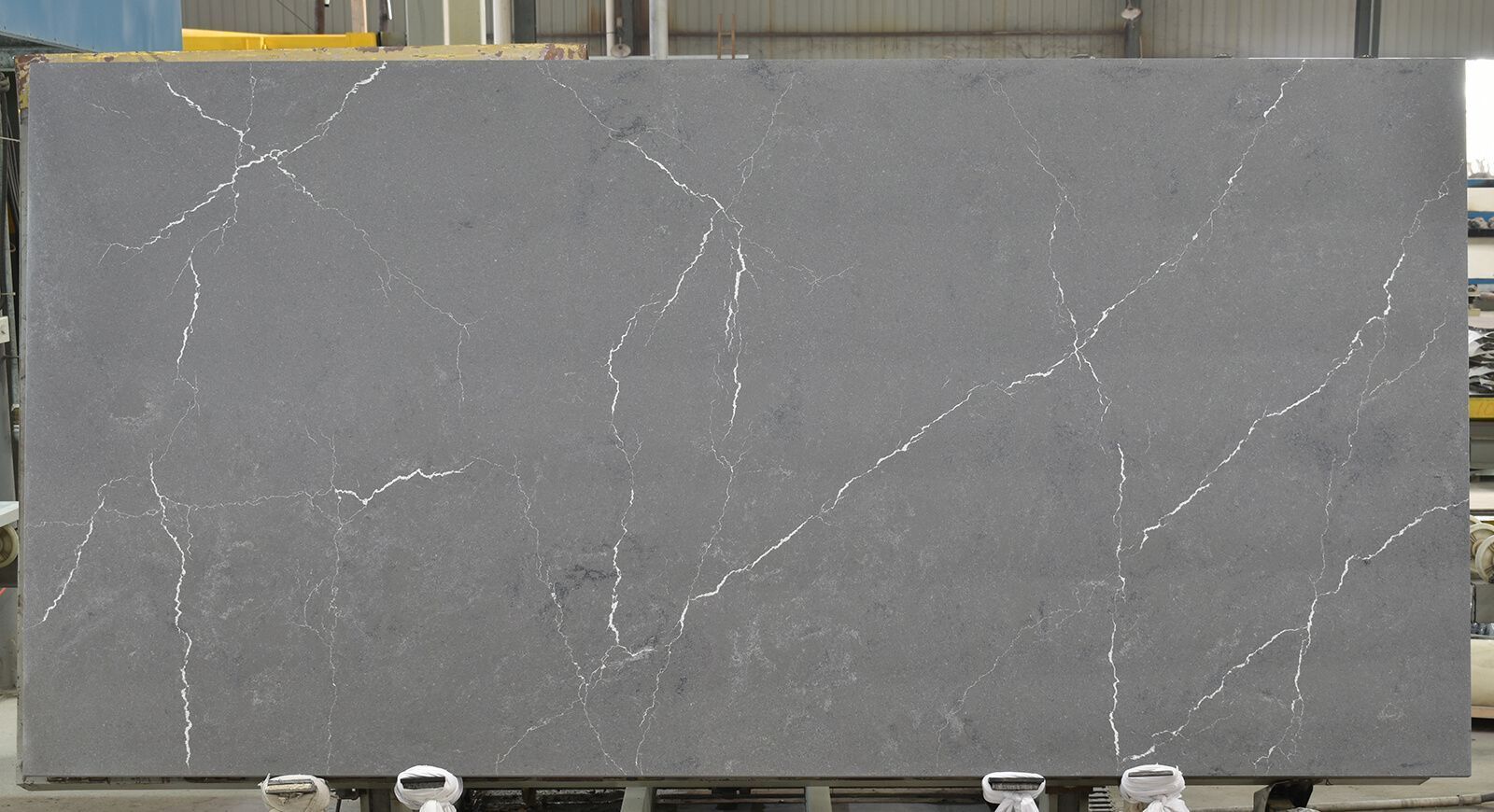 Искусственный камень Antracite SmartQuartz Искусственный камень Antracite SmartQuartz